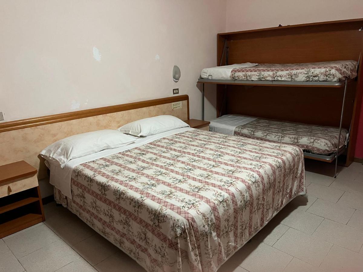 Hotel Zucconi Montecatini Terme Extérieur photo