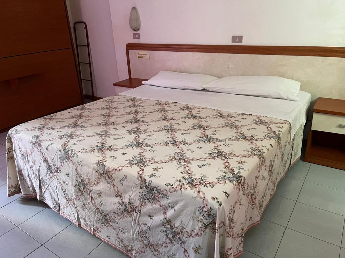Hotel Zucconi Montecatini Terme Extérieur photo