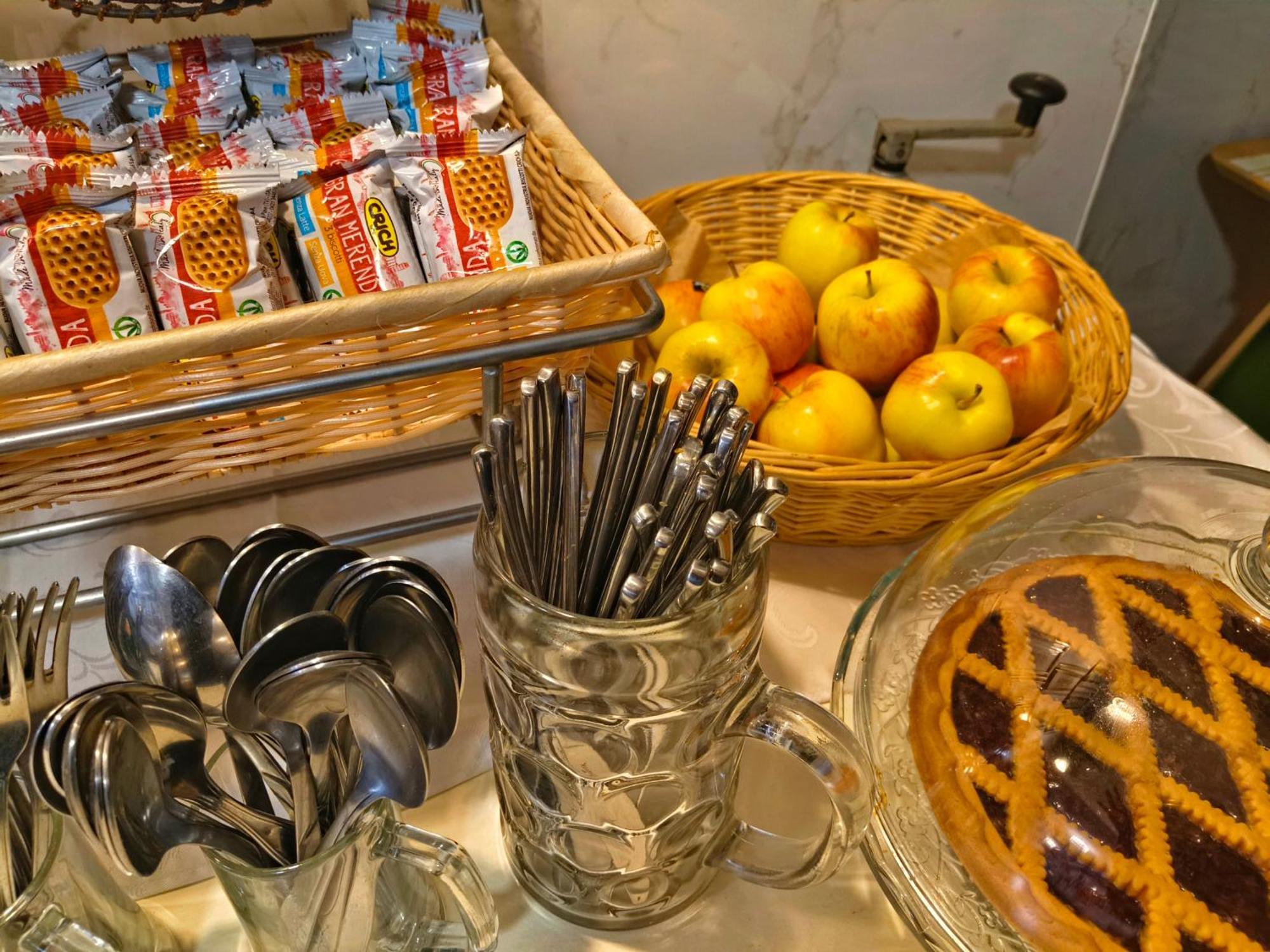 Hotel Zucconi Montecatini Terme Extérieur photo